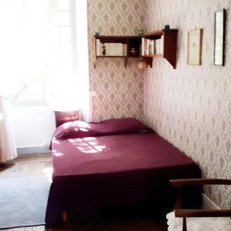 Bed and Breakfast La Cure Du Maine Charles Birac  Екстер'єр фото