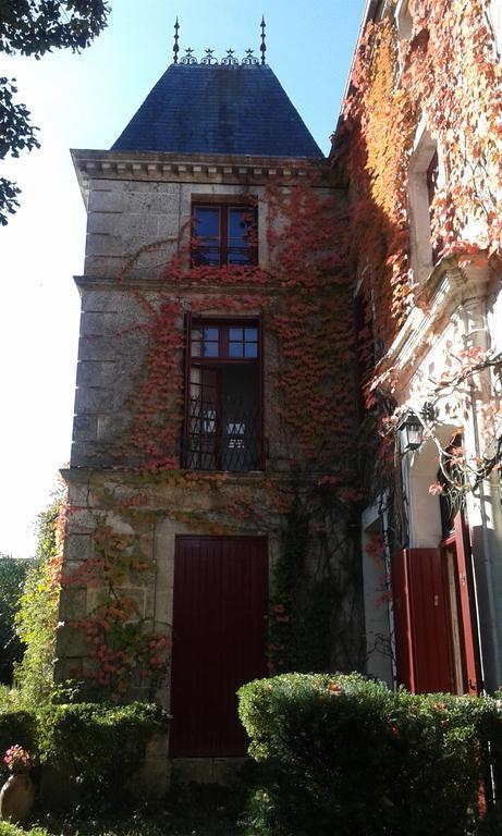Bed and Breakfast La Cure Du Maine Charles Birac  Екстер'єр фото